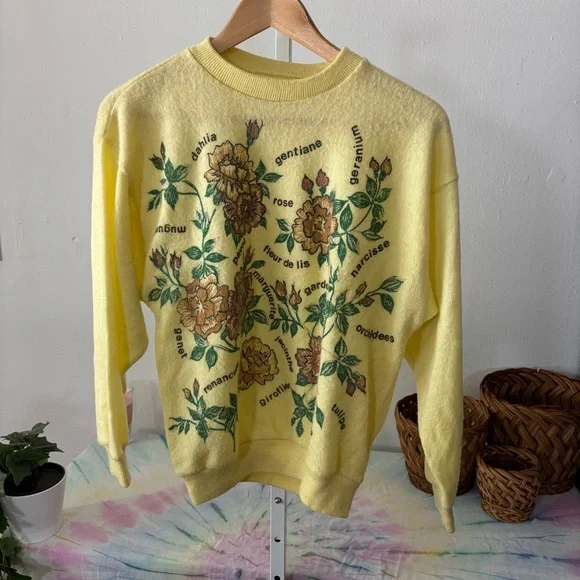 Vintage Floral Yellow Sweater Women’s Size Small Granny-Core Cottage-Core Sunny - Picture 8 of 8